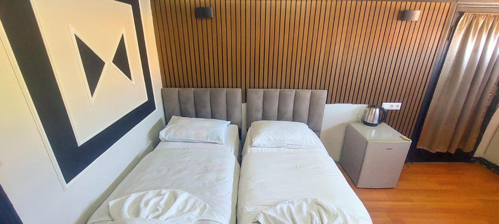 Metrepol Hotel Батуми Экстерьер фото
