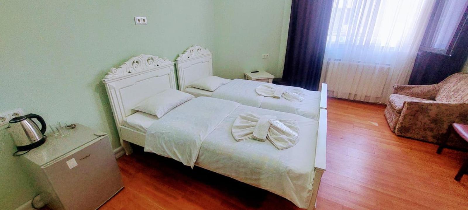 Metrepol Hotel Батуми Экстерьер фото
