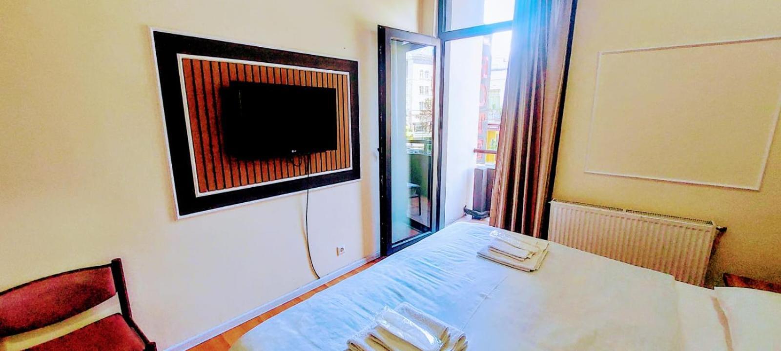 Metrepol Hotel Батуми Экстерьер фото