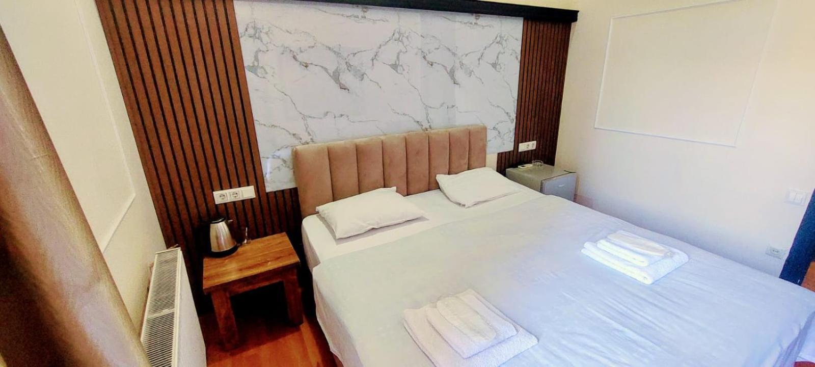 Metrepol Hotel Батуми Экстерьер фото
