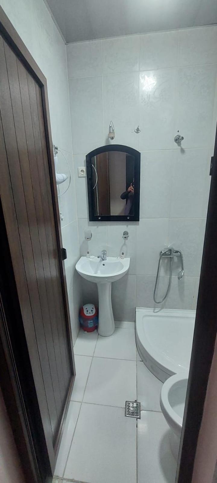 Metrepol Hotel Батуми Экстерьер фото