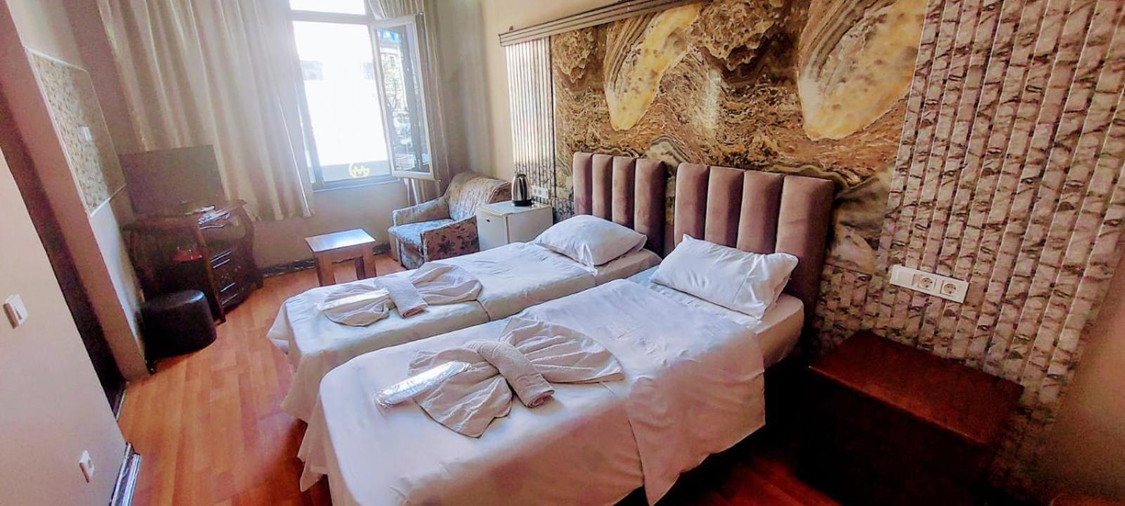 Metrepol Hotel Батуми Экстерьер фото