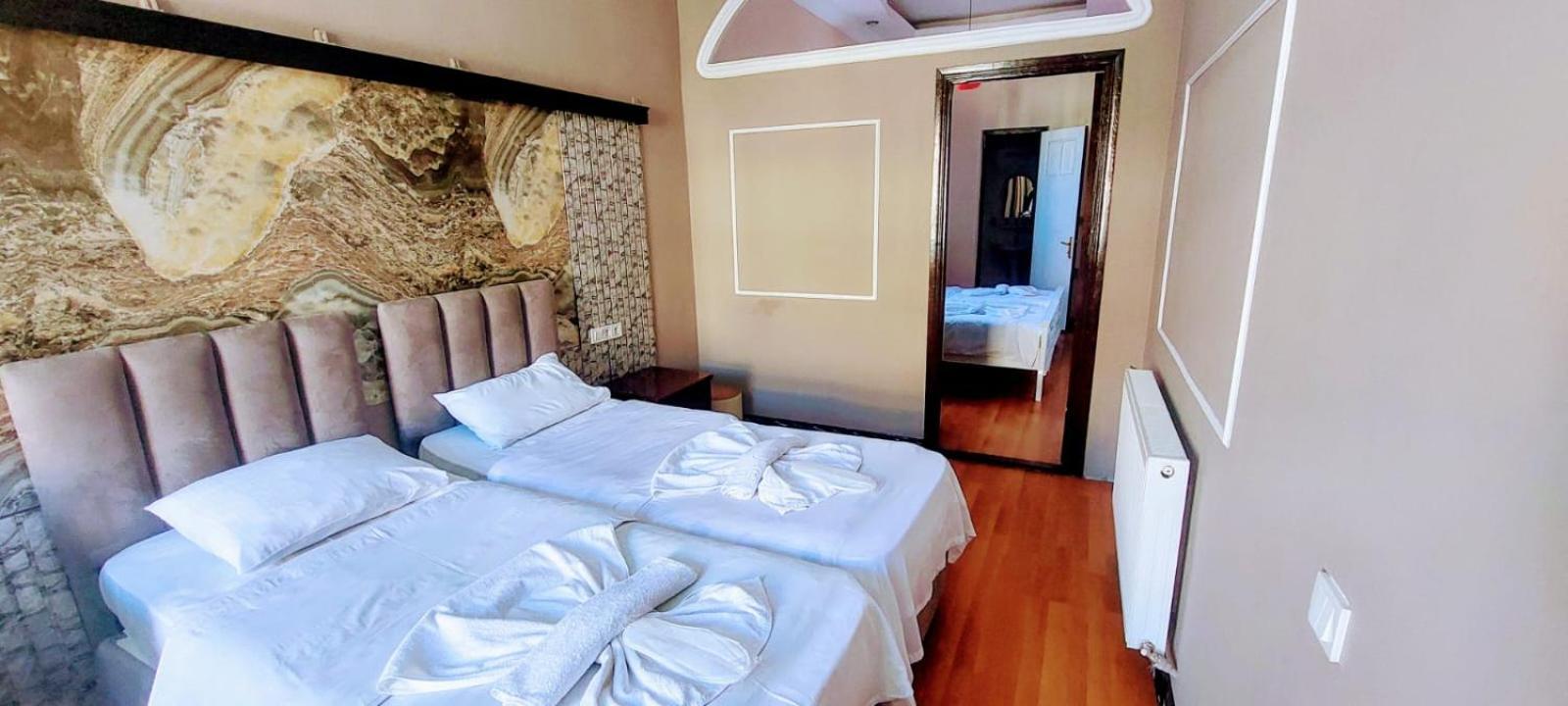 Metrepol Hotel Батуми Экстерьер фото
